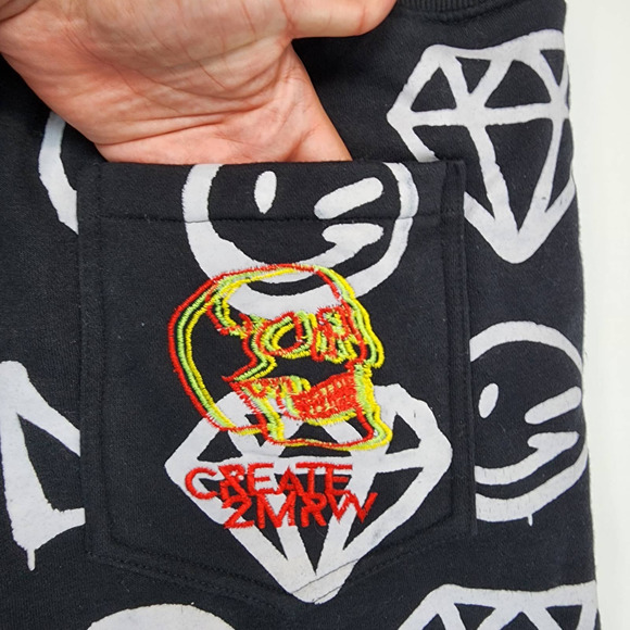 Peace Out Hoodie and Sweat pant Set - Create 2mrw  - XL - Picture 13 of 15